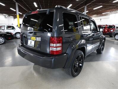 2011 Jeep Liberty Sport Jet 4X4   - Photo 10 - Addison, IL 60101