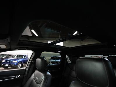 2022 Cadillac XT5 Premium Luxury AWD   - Photo 35 - Addison, IL 60101