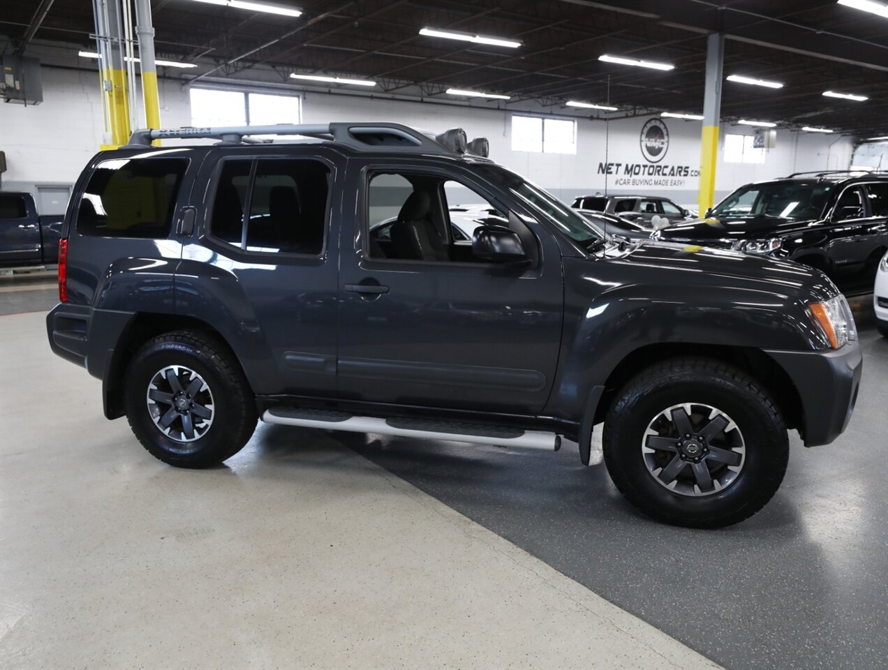 2015 Nissan Xterra PRO-4X - Photo 8 - Addison, IL 60101