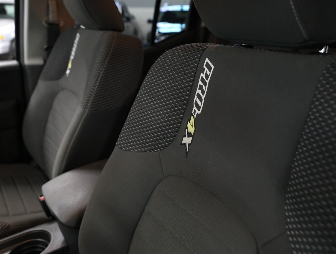 2015 Nissan Xterra PRO-4X - Photo 30 - Addison, IL 60101