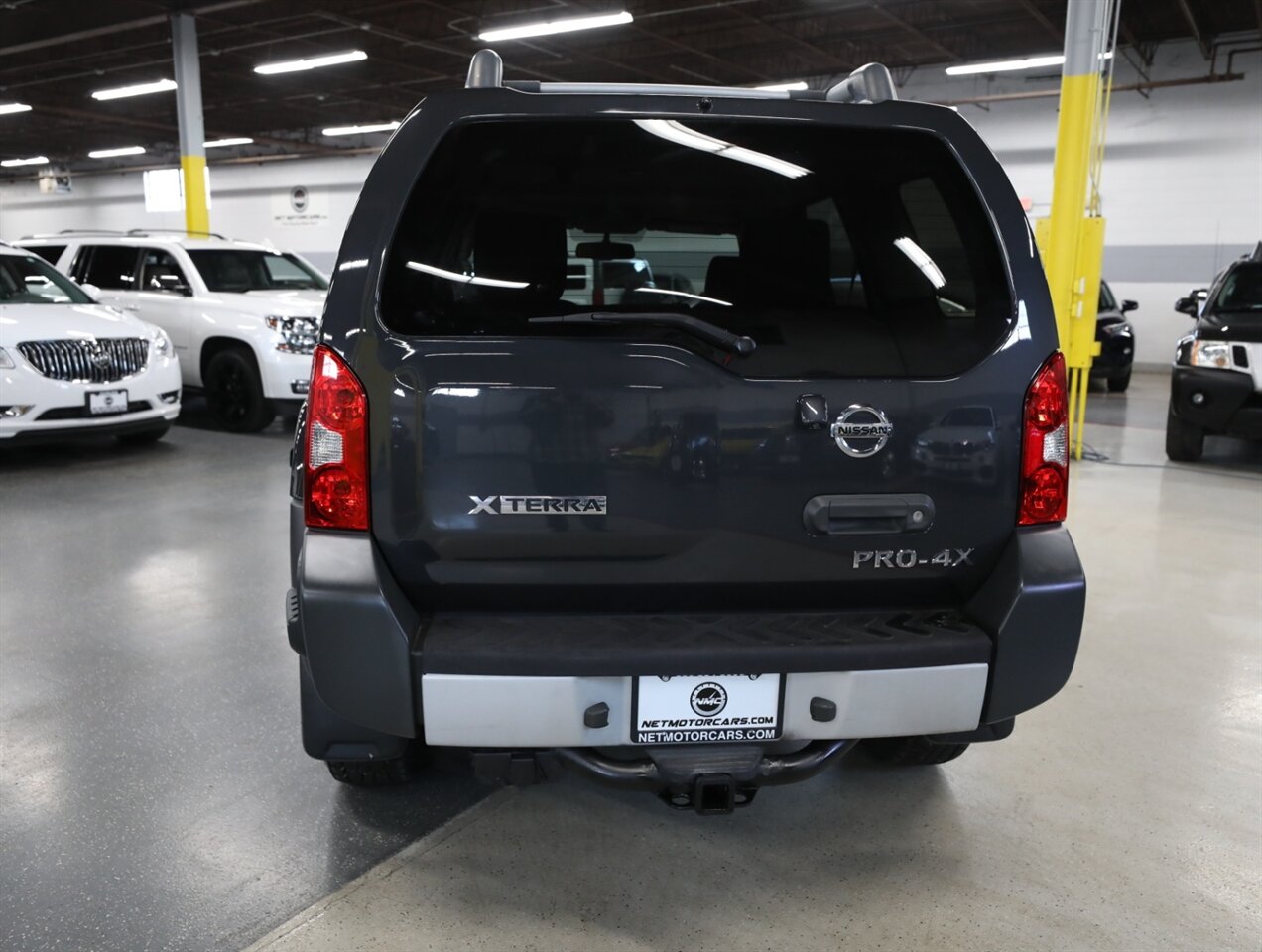 2015 Nissan Xterra PRO-4X - Photo 11 - Addison, IL 60101