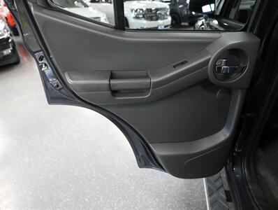 2015 Nissan Xterra PRO-4X - Photo 23 - Addison, IL 60101