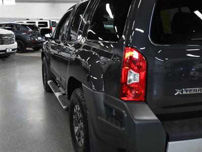 2015 Nissan Xterra PRO-4X - Photo 14 - Addison, IL 60101