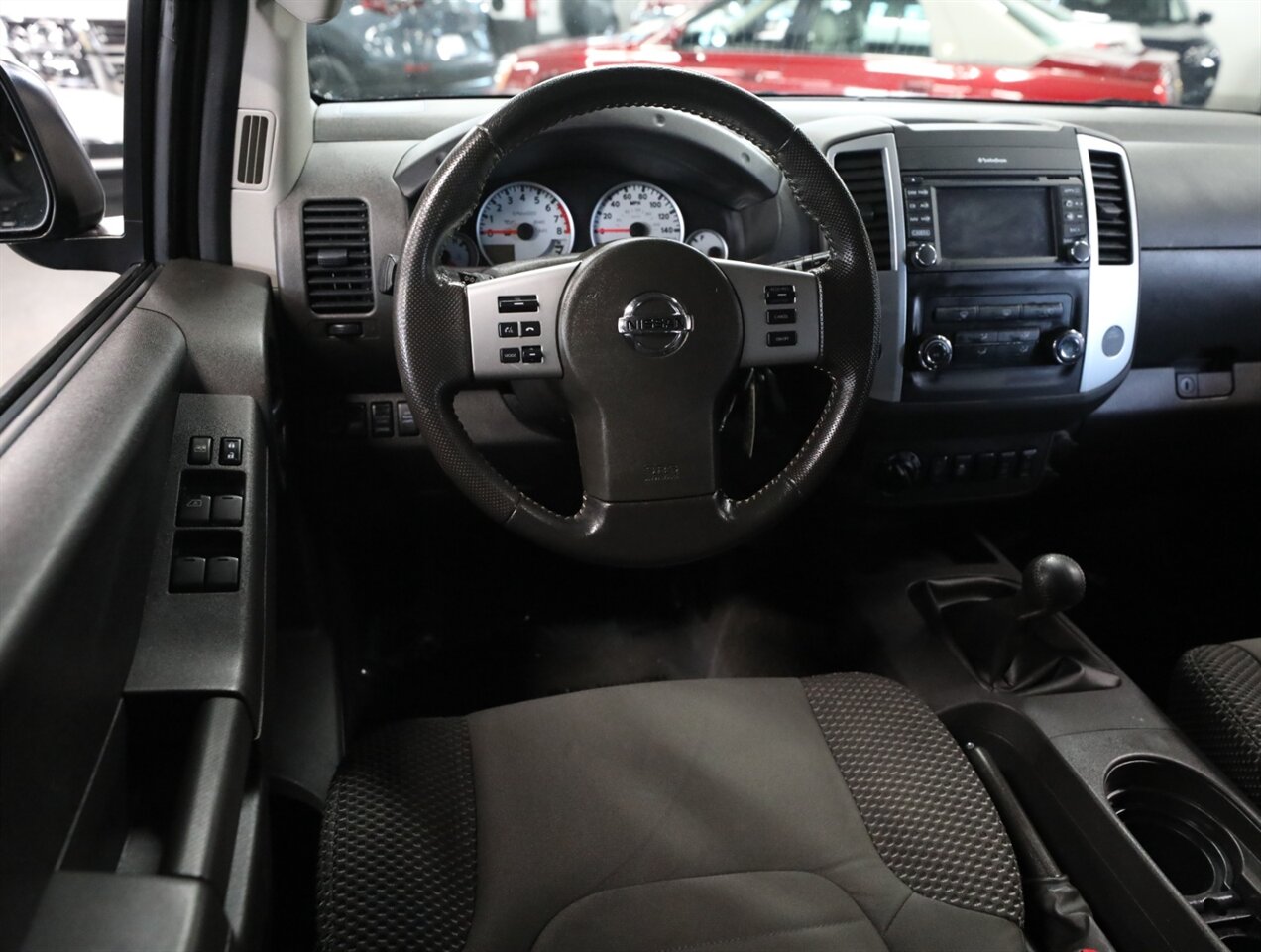 2015 Nissan Xterra PRO-4X - Photo 26 - Addison, IL 60101