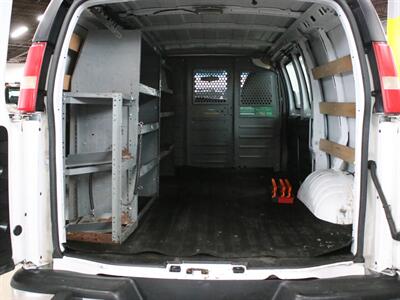 2014 GMC Savana 2500 Cargo Van   - Photo 24 - Addison, IL 60101