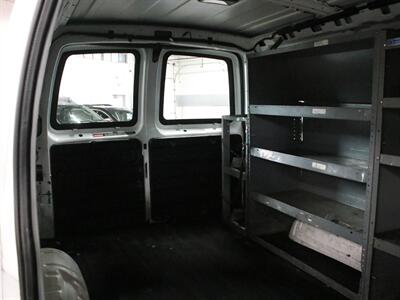 2014 GMC Savana 2500 Cargo Van   - Photo 23 - Addison, IL 60101