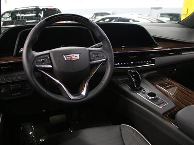 2023 Cadillac Escalade Premium Luxury   - Photo 32 - Addison, IL 60101