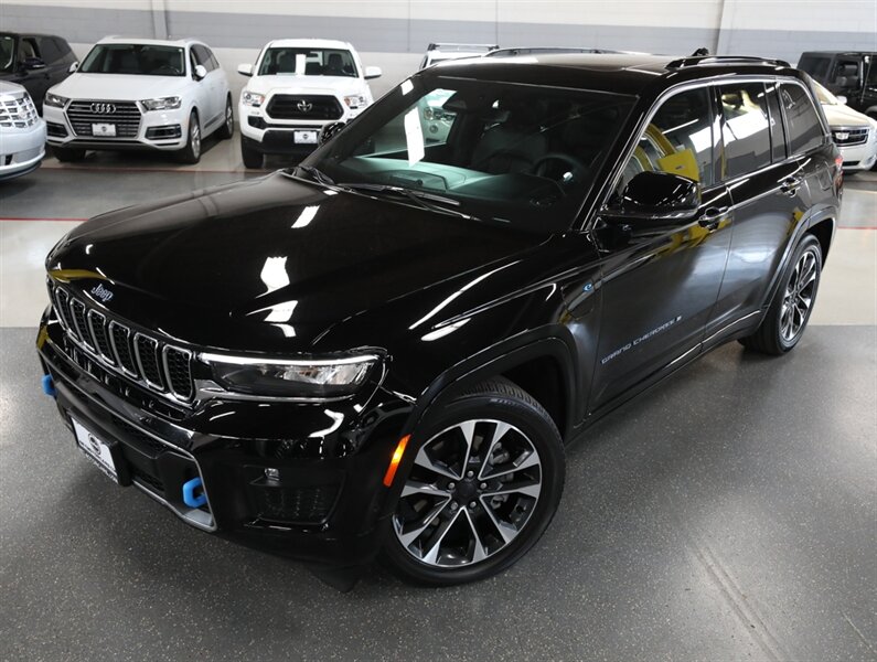 2022 Jeep Grand Cherokee Overland 4xe  