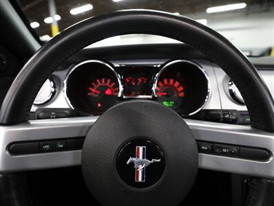2005 Ford Mustang GT Premium   - Photo 37 - Addison, IL 60101