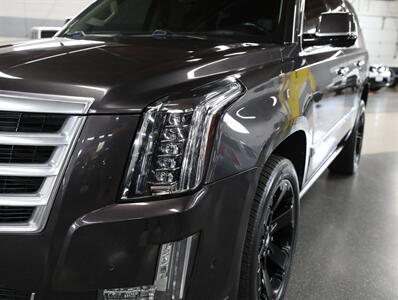 2018 Cadillac Escalade Premium Luxury   - Photo 5 - Addison, IL 60101