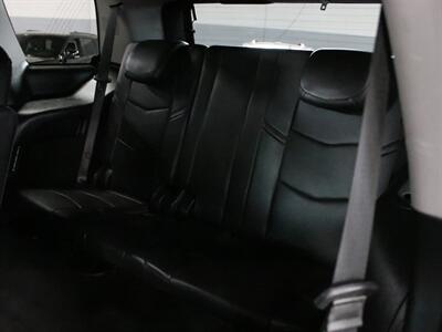 2019 Cadillac Escalade Luxury 4WD   - Photo 34 - Addison, IL 60101