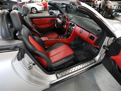 1999 Mercedes-Benz SLK 230   - Photo 24 - Addison, IL 60101