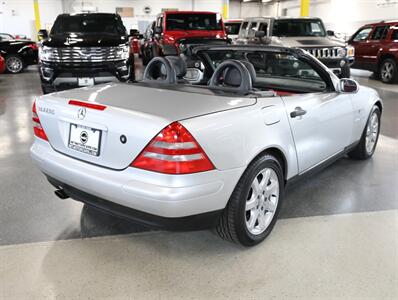 1999 Mercedes-Benz SLK 230   - Photo 10 - Addison, IL 60101