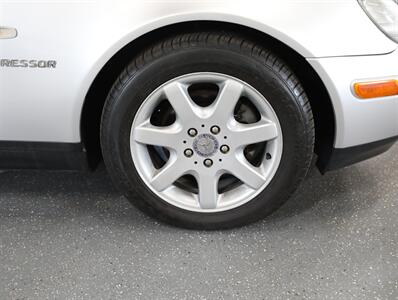 1999 Mercedes-Benz SLK 230   - Photo 35 - Addison, IL 60101