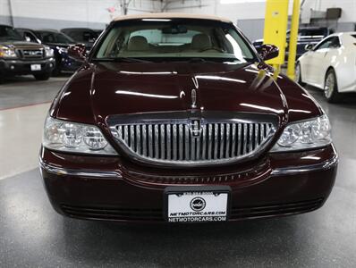 2008 Lincoln Town Car Signature Limited - Photo 6 - Addison, IL 60101