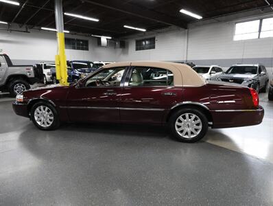 2008 Lincoln Town Car Signature Limited - Photo 14 - Addison, IL 60101