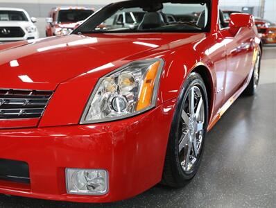 2007 Cadillac XLR Passion Red Limited Edition   - Photo 5 - Addison, IL 60101