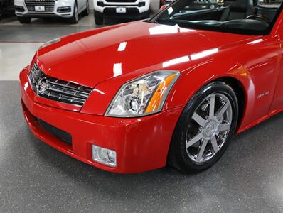 2007 Cadillac XLR Passion Red Limited Edition   - Photo 3 - Addison, IL 60101
