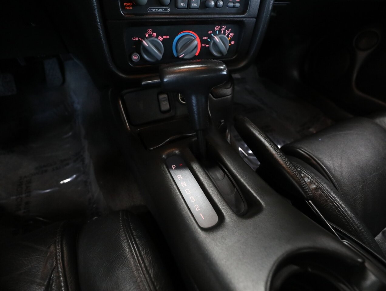 2002 Pontiac Firebird Trans Am - Photo 30 - Addison, IL 60101