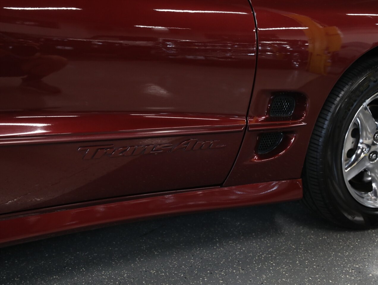 2002 Pontiac Firebird Trans Am - Photo 10 - Addison, IL 60101