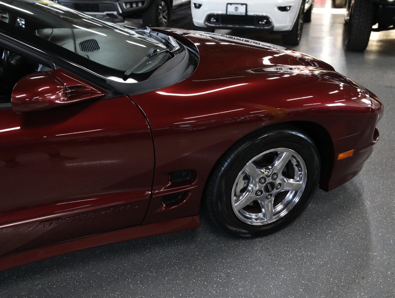 2002 Pontiac Firebird Trans Am - Photo 8 - Addison, IL 60101