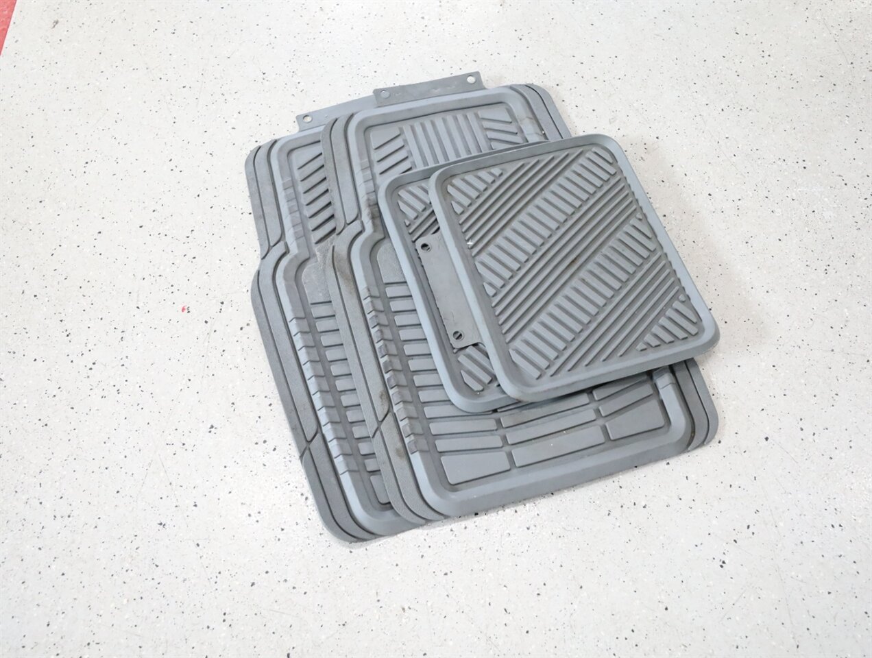 2011 Lincoln Town Car Signature Limited - Photo 42 - Addison, IL 60101