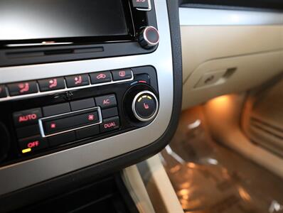 2012 Volkswagen Eos Komfort SULEV - Photo 29 - Addison, IL 60101