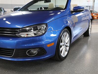 2012 Volkswagen Eos Komfort SULEV - Photo 5 - Addison, IL 60101