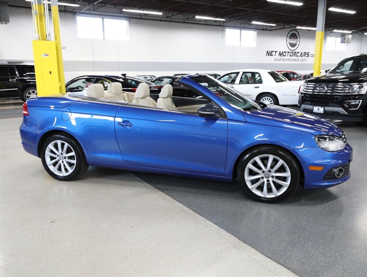 2012 Volkswagen Eos Komfort SULEV - Photo 8 - Addison, IL 60101