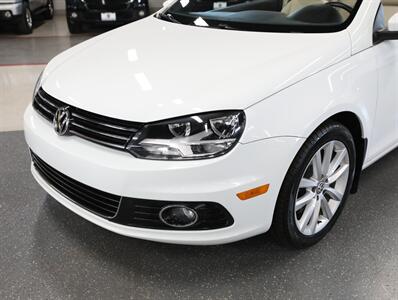 2016 Volkswagen Eos Komfort Edition   - Photo 3 - Addison, IL 60101