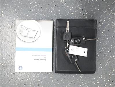 2016 Volkswagen Eos Komfort Edition   - Photo 49 - Addison, IL 60101