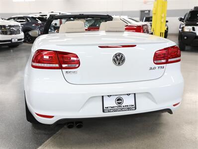 2016 Volkswagen Eos Komfort Edition   - Photo 10 - Addison, IL 60101