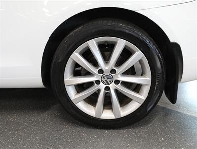 2016 Volkswagen Eos Komfort Edition   - Photo 42 - Addison, IL 60101