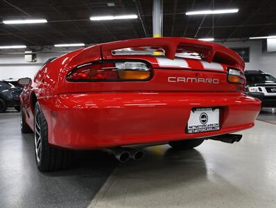 2002 Chevrolet Camaro Z28 SS 35TH ANNIVERSARY   - Photo 17 - Addison, IL 60101