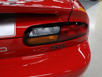 2002 Chevrolet Camaro Z28 SS 35TH ANNIVERSARY   - Photo 15 - Addison, IL 60101