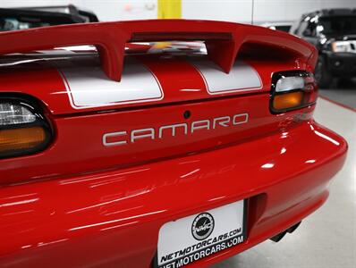 2002 Chevrolet Camaro Z28 SS 35TH ANNIVERSARY   - Photo 18 - Addison, IL 60101