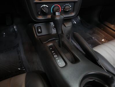 2002 Chevrolet Camaro Z28 SS 35TH ANNIVERSARY   - Photo 41 - Addison, IL 60101