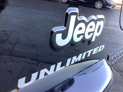 2005 Jeep Wrangler Unlimited   - Photo 28 - Crest Hill, IL 60403