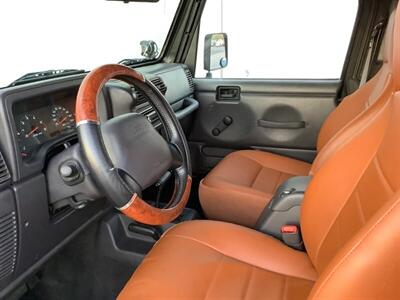 2002 Jeep Wrangler X - Photo 12 - Crest Hill, IL 60403