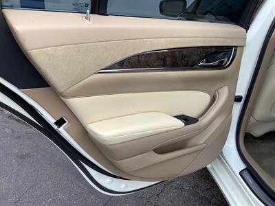 2014 Cadillac CTS 3.6L Luxury Collecti   - Photo 25 - Crest Hill, IL 60403