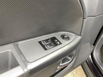 2011 Dodge Challenger R/T   - Photo 13 - Crest Hill, IL 60403