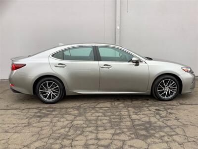 2017 Lexus ES   - Photo 7 - Crest Hill, IL 60403