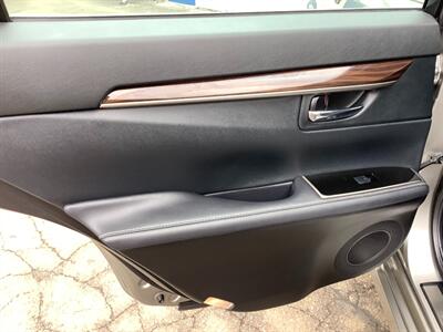 2017 Lexus ES   - Photo 29 - Crest Hill, IL 60403