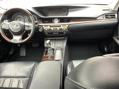 2017 Lexus ES   - Photo 43 - Crest Hill, IL 60403