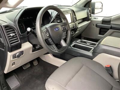 2019 Ford F-150 XLT   - Photo 14 - Crest Hill, IL 60403