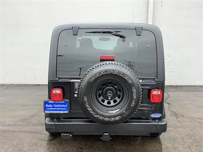 2004 Jeep Wrangler Unlimited   - Photo 6 - Crest Hill, IL 60403