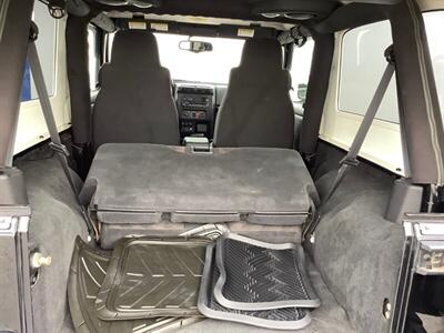 2004 Jeep Wrangler Unlimited   - Photo 27 - Crest Hill, IL 60403