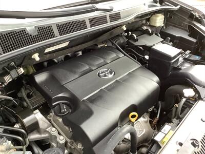 2014 Toyota Sienna XLE 8-Passenger - Photo 43 - Crest Hill, IL 60403