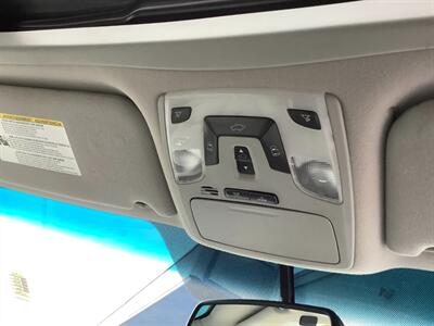 2014 Toyota Sienna XLE 8-Passenger - Photo 29 - Crest Hill, IL 60403