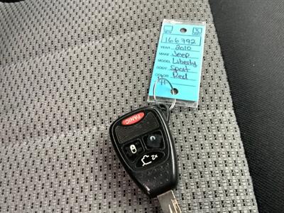 2010 Jeep Liberty Sport   - Photo 31 - Crest Hill, IL 60403